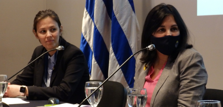 Las autoras del trabajo: Magela Negro y Elena Fagúndez Las autoras del trabajo: Magela Negro y Elena Fagúndez