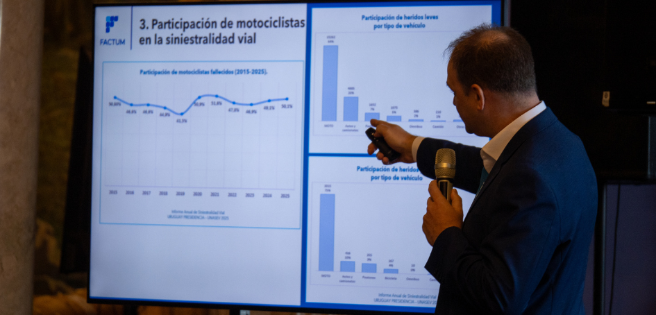 El Primer Foro Nacional de Seguridad de los Motociclistas, celebrado en el Palacio Legislativo, fue 