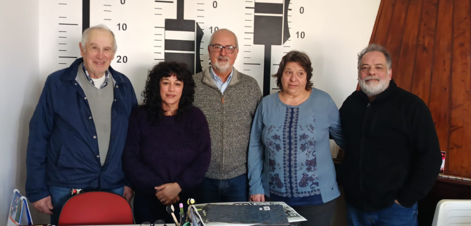 Radio la Caverna 90.7 de FM, en la nota semanal de Ulosev Salinas Radio la Caverna 90.7 de FM, en la nota semanal de Ulosev Salinas