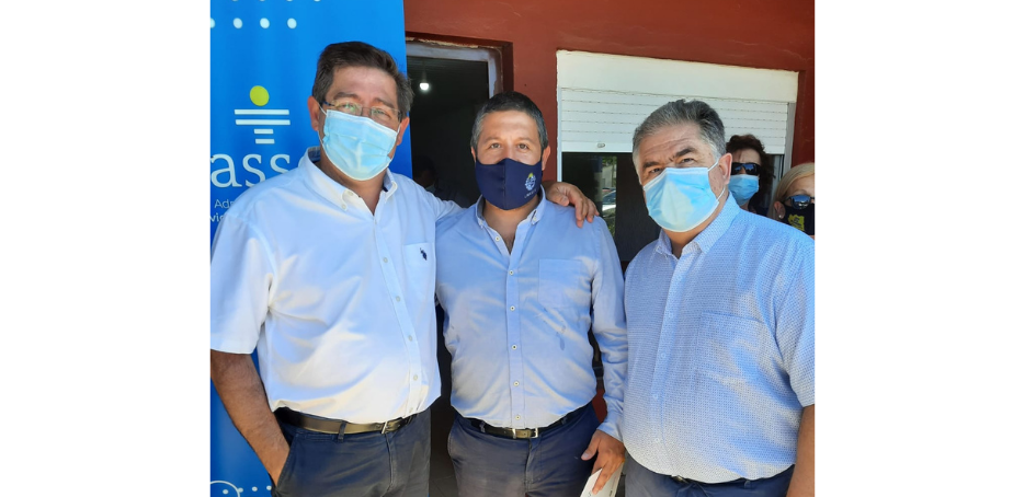 Dr. Cipriani, Cnel. (R). J Mikak de ASSE, junto a M Sacanarotti - Descentralización UNASEV Dr. Cipriani, Cnel. (R). J Mikak de ASSE, junto a M Sacanarotti - Descentralización UNASEV