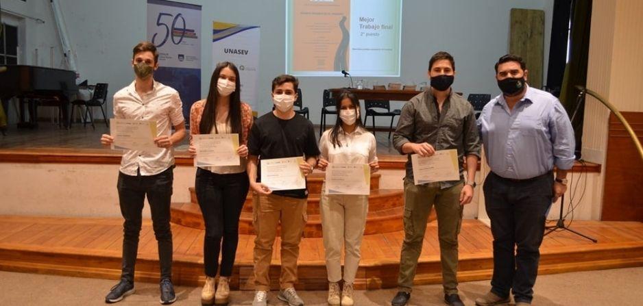 Entrega de premios a Estudiantes de Medicina en Paysandú que cursaron materia optativa en Seguridad Vial_foto 3