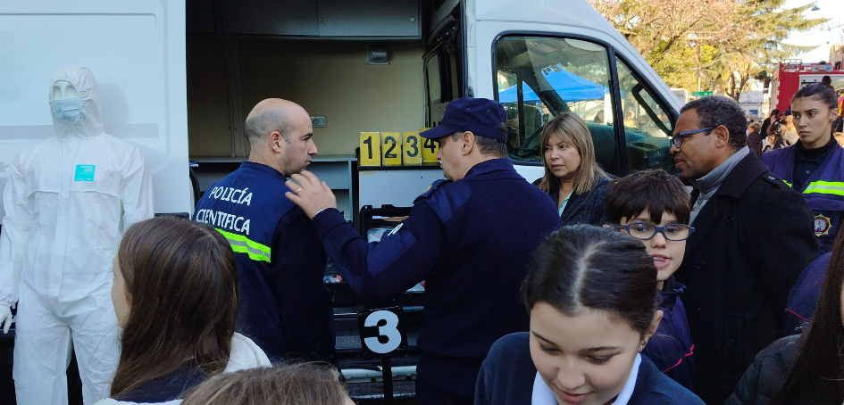 Director Aníbal pintos en la estación de Policía Científica Director Aníbal pintos en la estación de Policía Científica