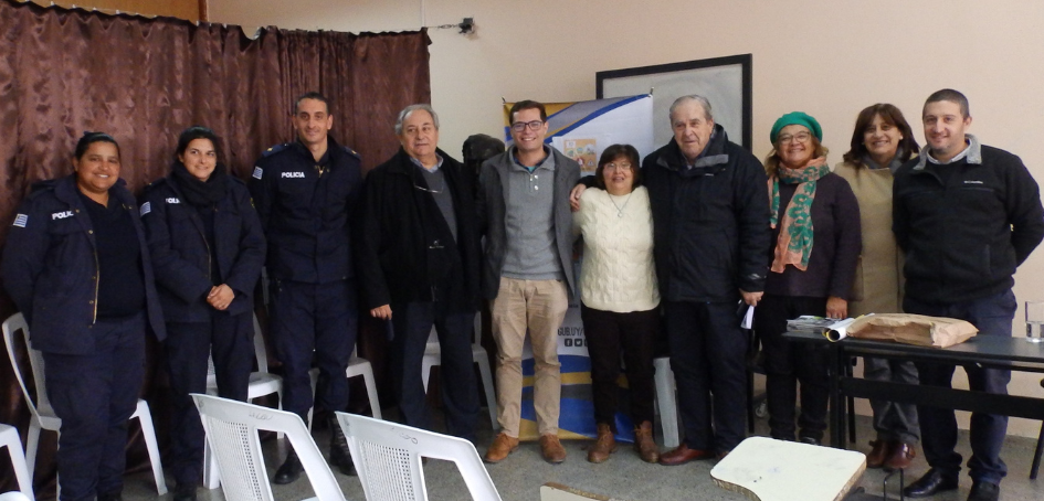Autoridades de Migues y UNASEV posan juntos Autoridades de Migues y UNASEV posan juntos