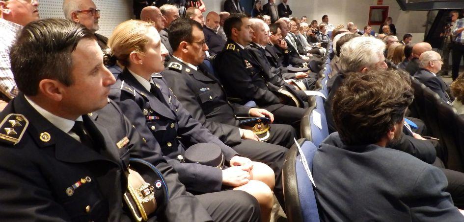 Efectivos de Dirección Nacional de Policía Caminera Autoridades de Dirección Nacional de Policía Caminera