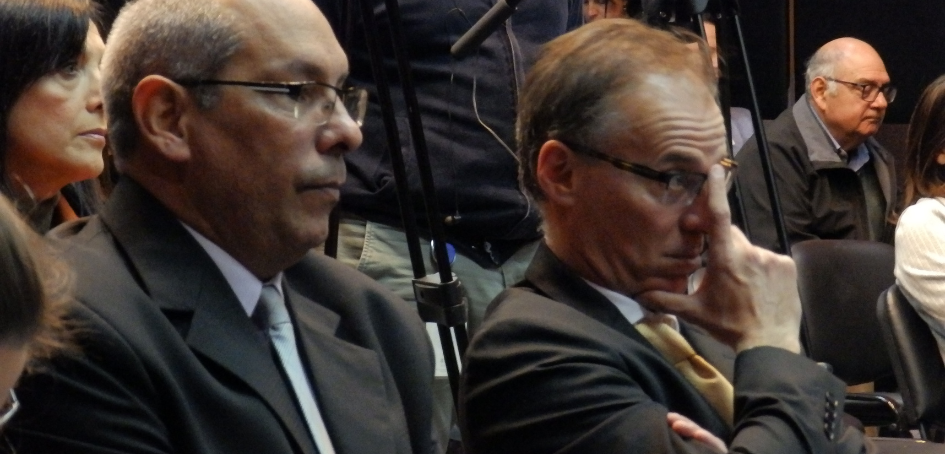 Enfermero Ariel Ayala, de la Sociedad Uruguaya de Emergencistas, junto a otras autoridades Enfermero Ariel Ayala, de la Sociedad Uruguaya de Emergencistas, junto a otras autoridades