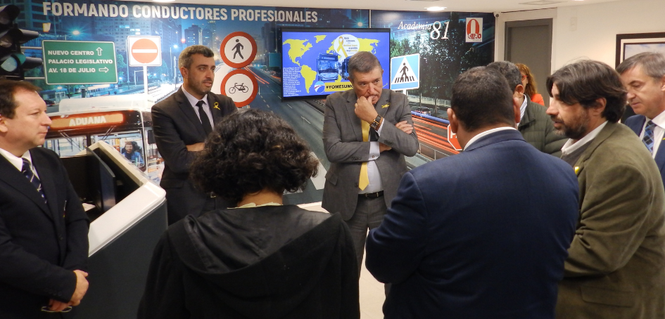 Intercambio entre técnicos y jerarcas sobre la capacitación de personal de Cutcsa Intercambio entre técnicos y jerarcas sobre la capacitación de personal de Cutcsa