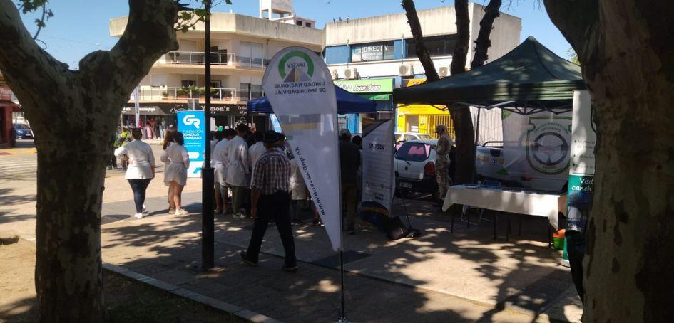 Presencia institucional de UNASEV en feria de seguridad vial en Pando