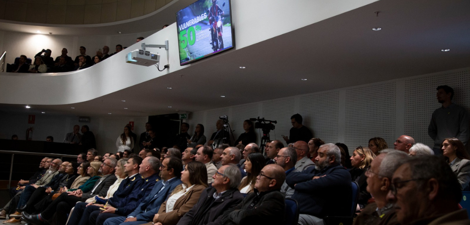 Imagen del auditorio presente durante el Lanzamiento