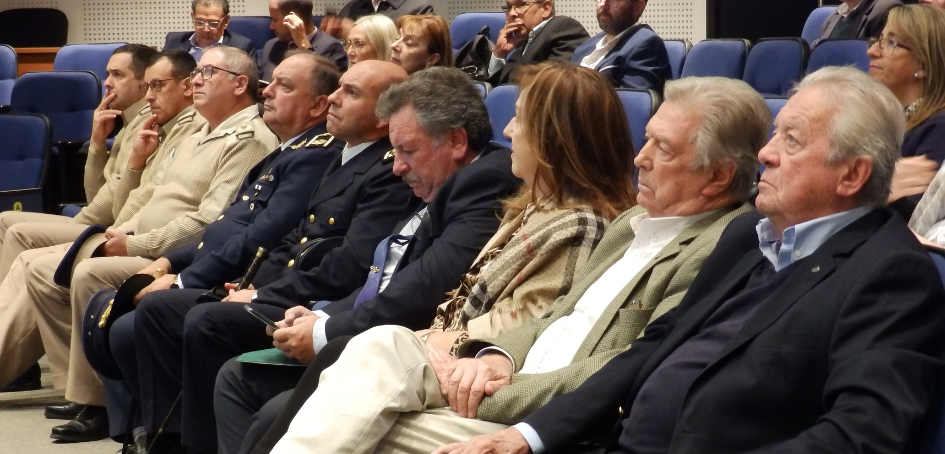 En primer plano, Intendente de Colonia, Carlos Moreira En primer plano, Intendente de Colonia, Carlos Moreira
