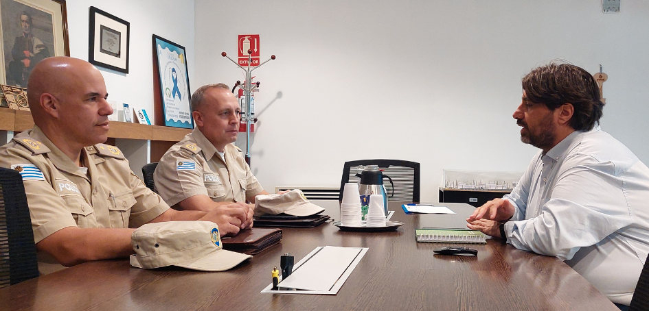 Marcelo Metediera, Presidente de Unasev recibe al Director Nacional de Policía Caminera Marcelo Metediera, Presidente de Unasev recibe al Director Nacional de Policía Caminera