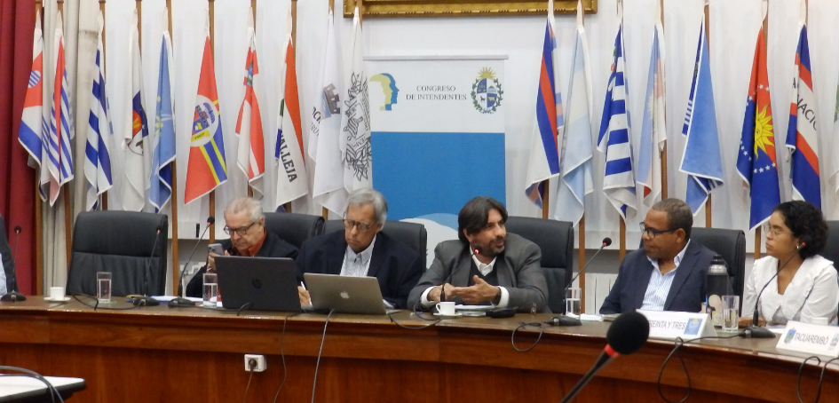 César García de Sucive, junto a Metediera, Pintos y Artagaveytia de Unasev César García de Sucive, junto a Metediera, Pintos y Artagaveytia de Unasev