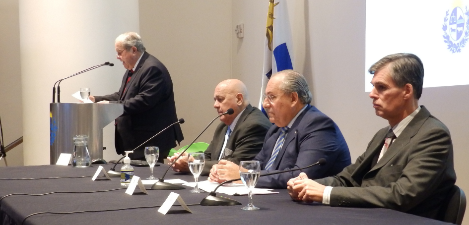Directores Alejandro Draper, Carlos Manzor y Mauricio Viera - Secretario Jorge Alfaro Directores Alejandro Draper, Carlos Manzor y Mauricio Viera - Secretario Jorge Alfaro