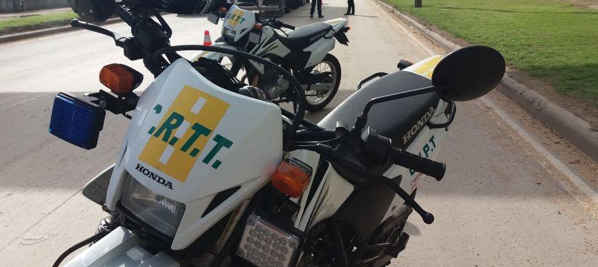 Moto de Dirección Nacional de Policía de Tránsito Moto de Dirección Nacional de Policía de Tránsito