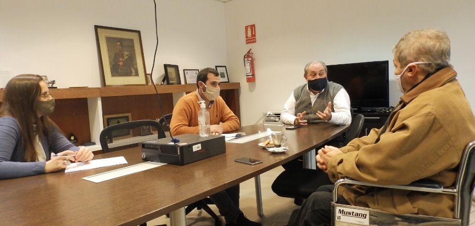 Arturo Bayardi, referente de ULOSEV Sauce, reunido con autoridades de UNASEV