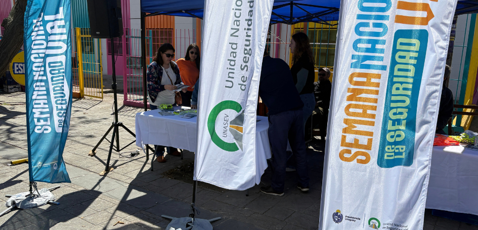 Unasev en Feria de la Seguridad Vial en Municipio A Unasev en Feria de la Seguridad Vial en Municipio A