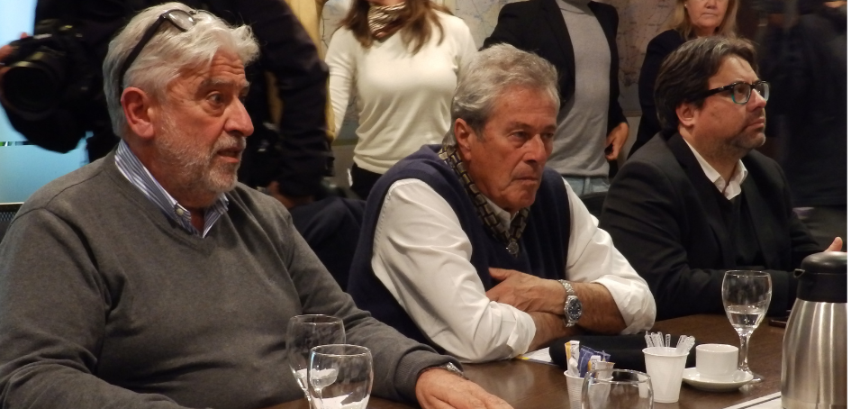 Enrique Antía y Juan Pígola en encuentro previo a conferencia de prensa Enrique Antía y Juan Pígola en encuentro previo a conferencia de prensa