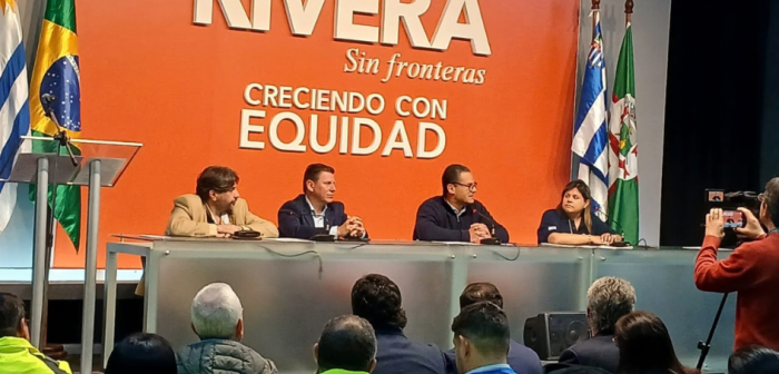Autoridades e Intendencia de Rivera presentando la Semana Nacional de la Seguridad Vial 2026