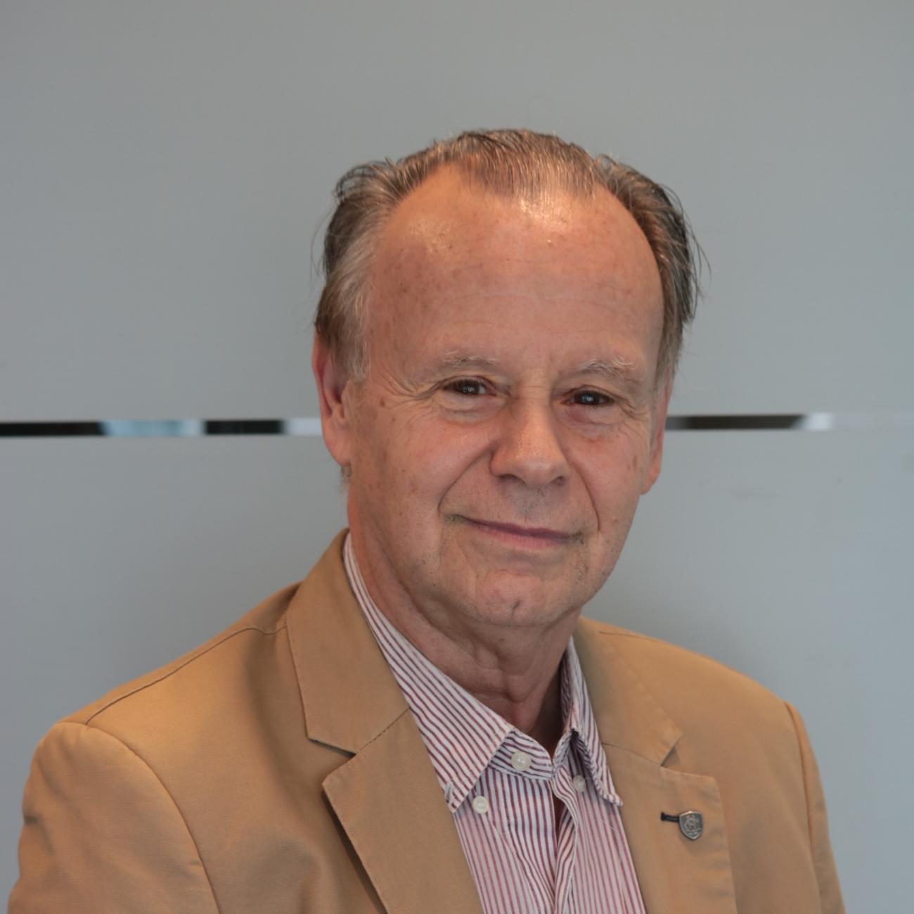 Foto del Presidente del Consejo Ejecutivo Felipe Rotondo