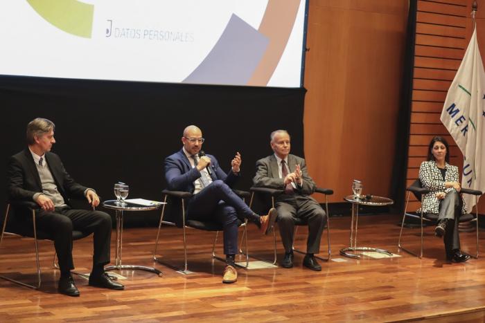 Federico Monteverde, Hebert Paguas, Felipe Rotondo y Virginia Pardo durante la apertura.