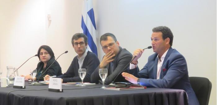 Autoridades en la mesa “Inteligencia Artificial y Protección de Datos Personales”