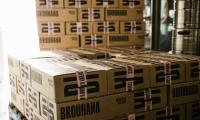 Encomiendas Nacionales cajas apiladas