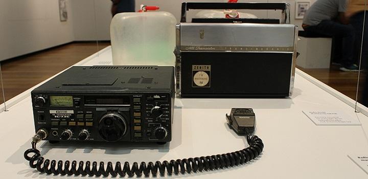 Foto del sistema de radioaficionado usado tras los sismos de 1985 en México