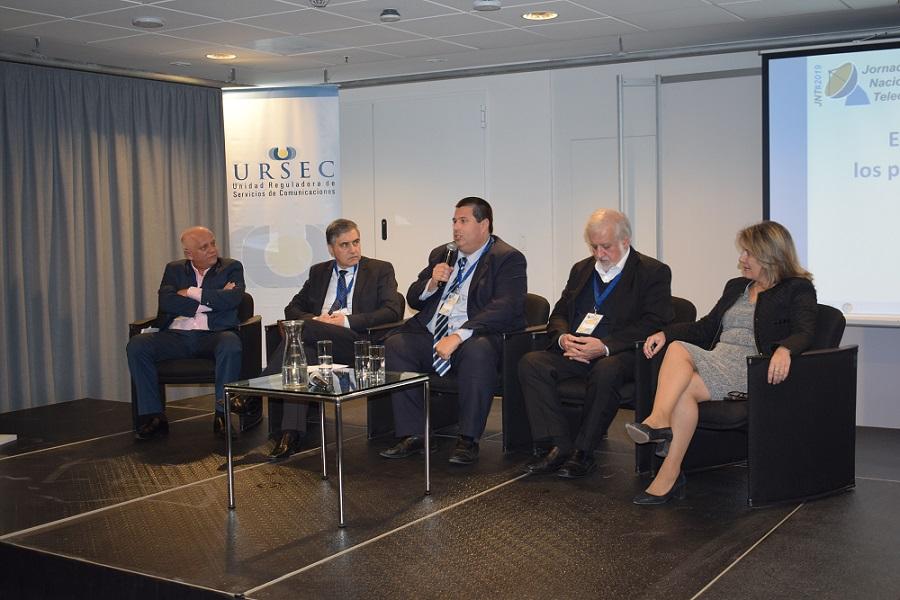 Mesa de Apertura de las Jornadas Nacionales de Telecomunicacione 2019 Imagen de la Mesa de Apertura del evento