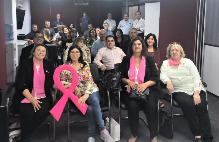 Fundación Hilo Rosa en URSEC