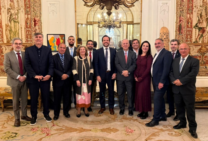 Autoridades participantes en en el evento 