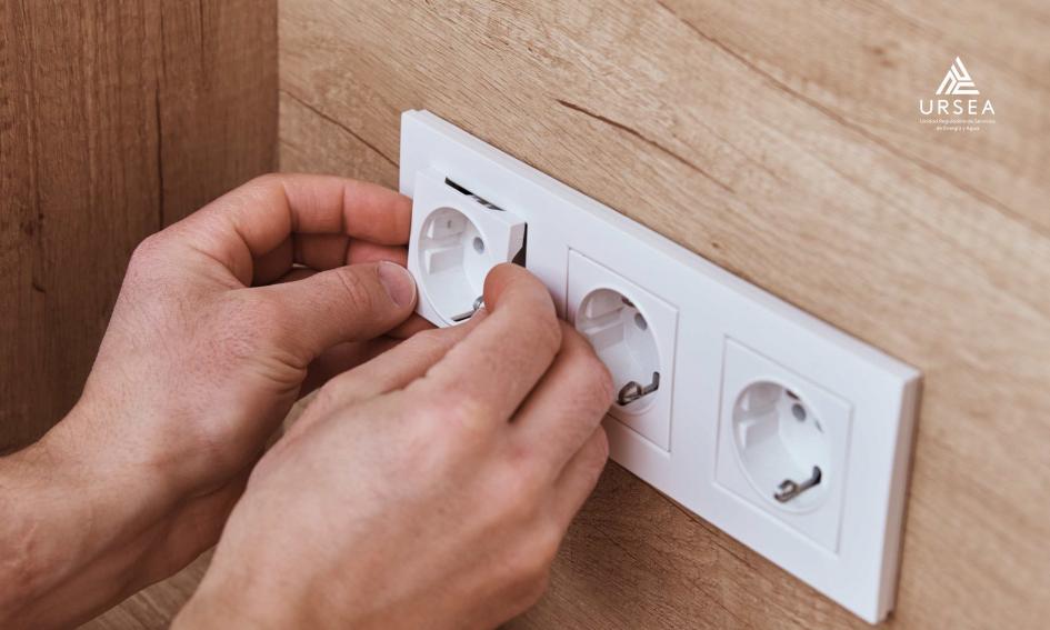 PRODUCTOS ELÉCTRICOS DE BAJA TENSIÓN foto